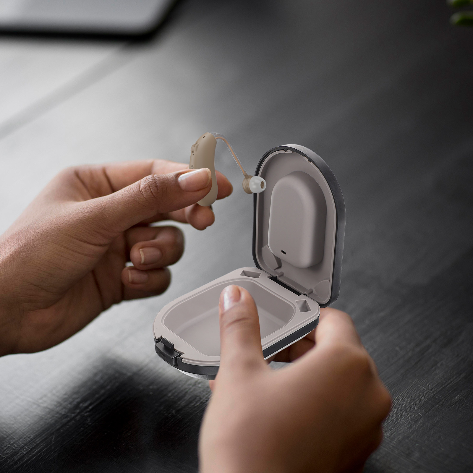 Portable Hearing Aid Case Ligh - Travel Accessories Box ulasan dan harga