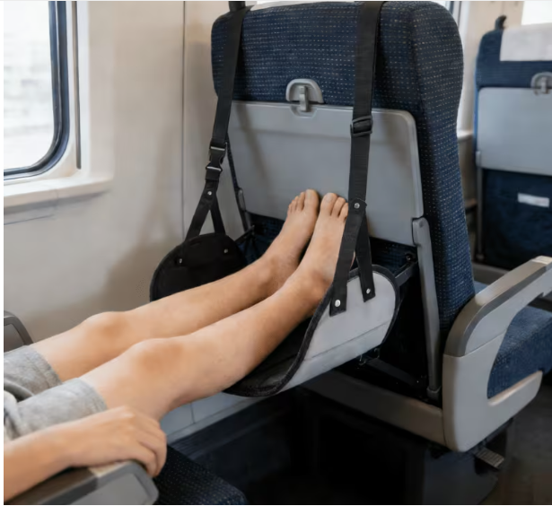 Adjustable footrest with N por - Travel Accessories For Long Haul Flights ulasan dan harga